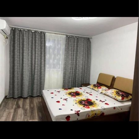 Apartament 4 Camere Orşova 외부 사진
