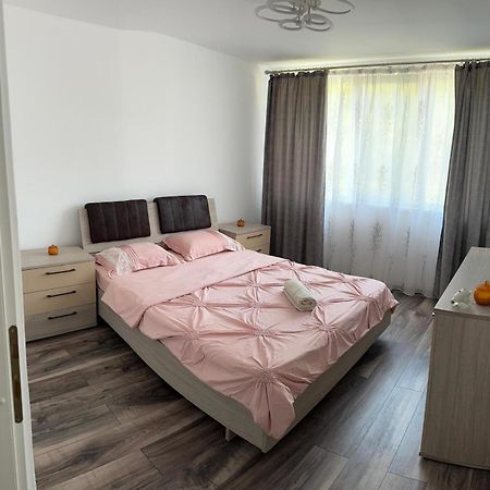 Apartament 4 Camere Orşova 외부 사진