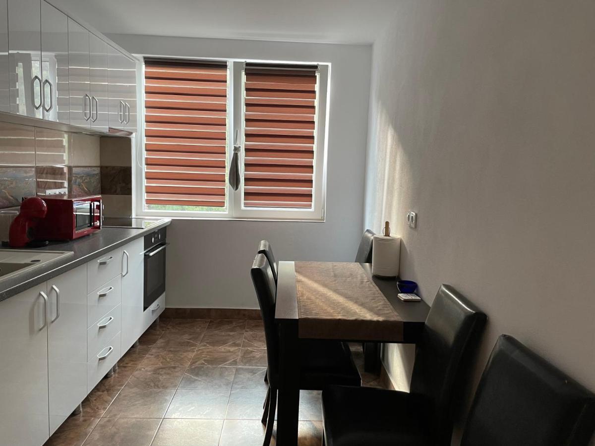 Apartament 4 Camere Orşova 외부 사진